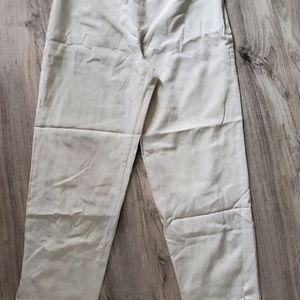 Valerie Stevens Off White Pants